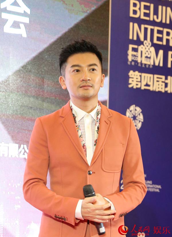 苏有朋拥抱自然，寻找内心宁静之旅的最新动态