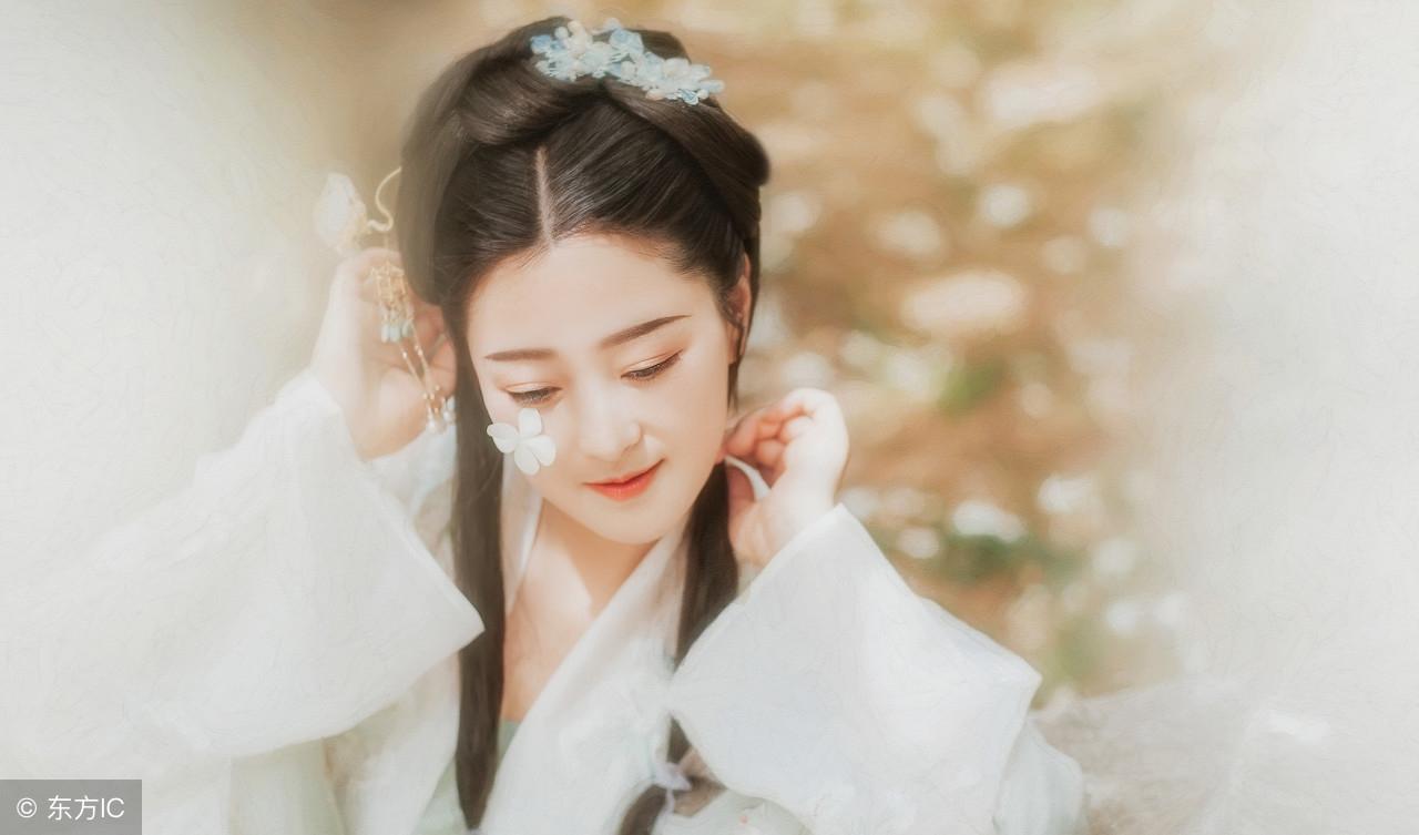 心动瞬间，半世琉璃新篇——巷弄中的秘密小店揭秘