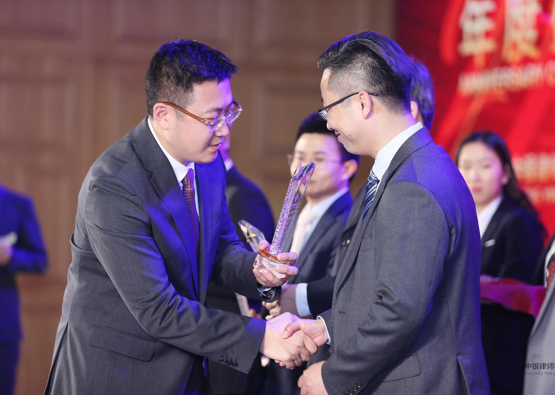 不负天职演员表，追梦路上的自信与成就感展现