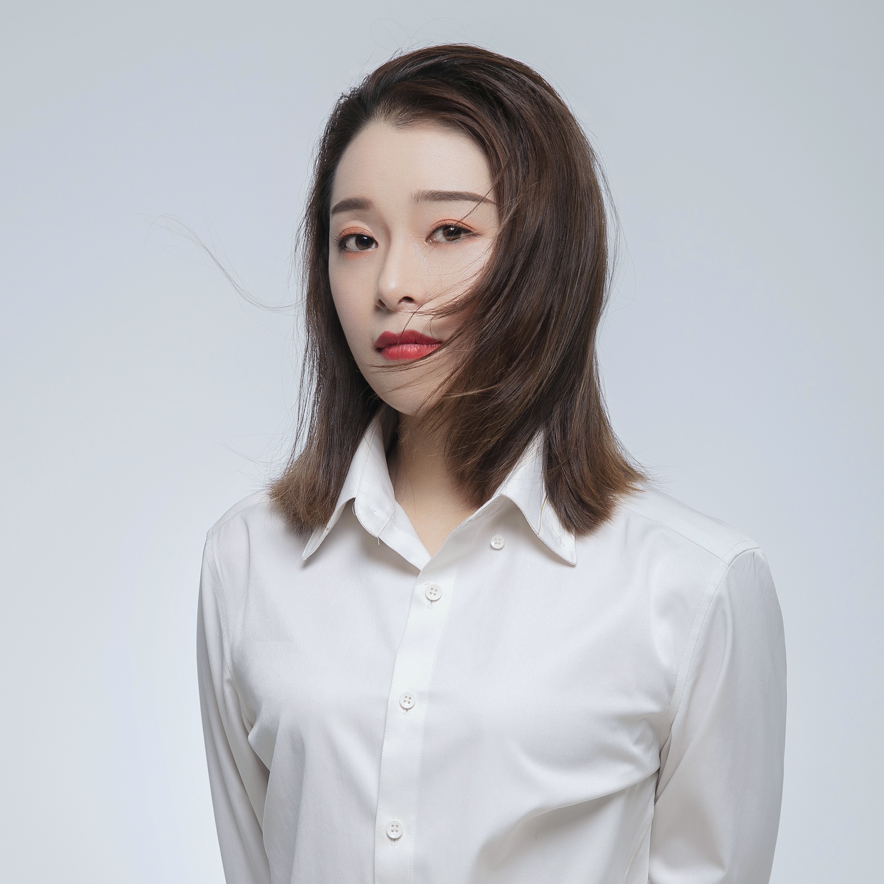 张丽最新发型揭秘，发型背后的温馨故事